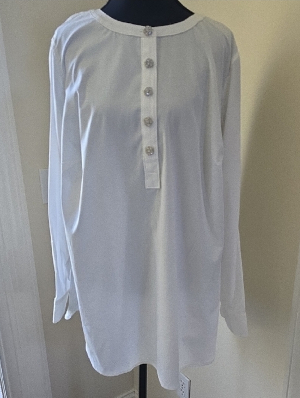 Talbots White Care Label Cotton Blend Top